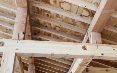 建築途中の注文住宅 かすがい