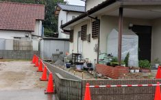 外構リフォーム中の外構の様子 ブロック工事